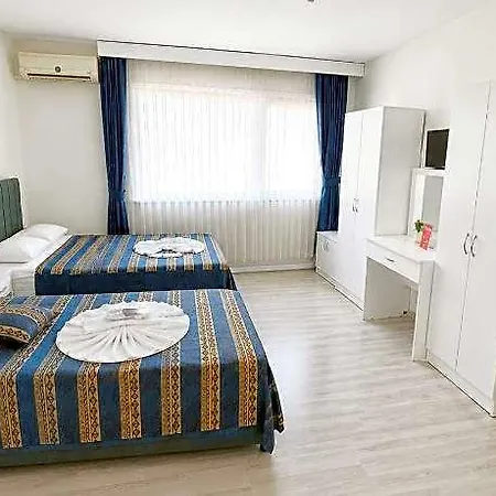 Anadolu מלון 2*