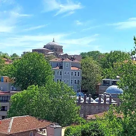 Anadolu 2* Estambul